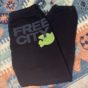 Free City Sweatpants